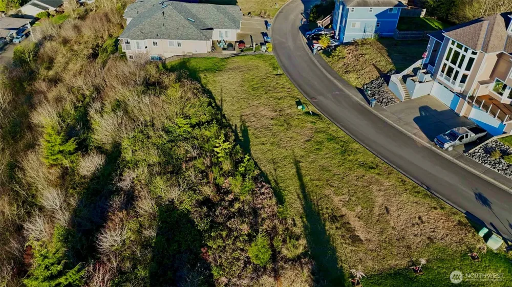 1154 Grays Pointe Lane Aberdeen, WA 98520