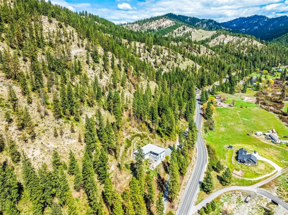 11200 Eagle Creek Road Leavenworth, WA 98826