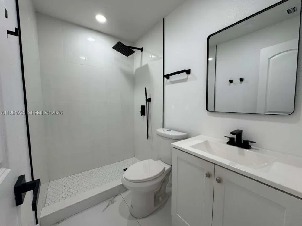 230 E 56th St #A Hialeah, FL 33013