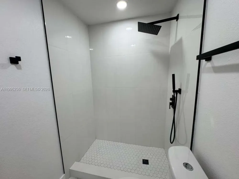 230 E 56th St #A Hialeah, FL 33013