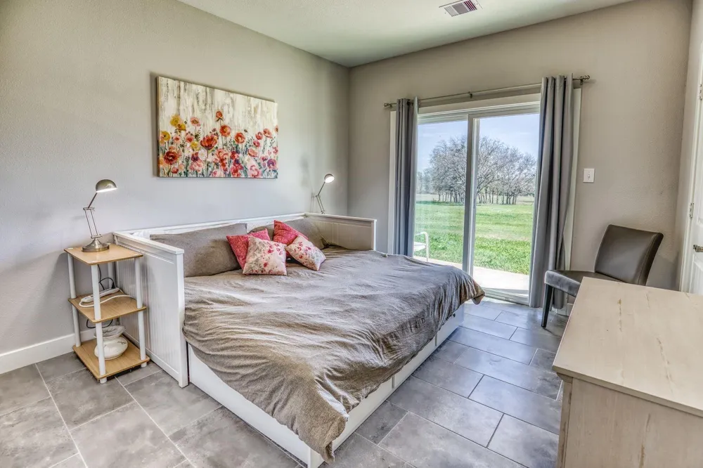 6510 Ganske Road Burton, TX 77835