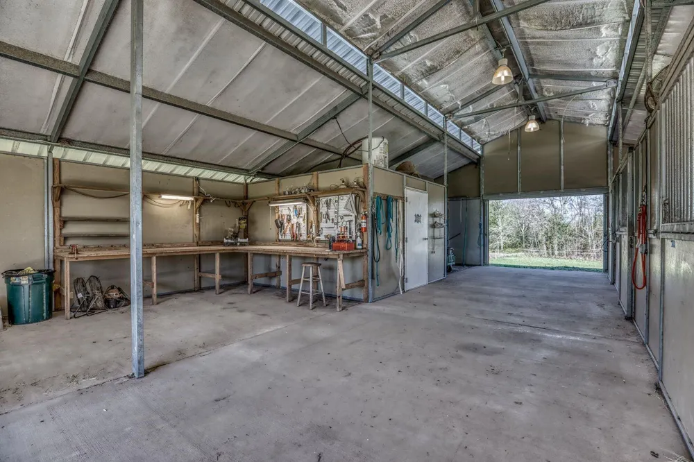 6510 Ganske Road Burton, TX 77835