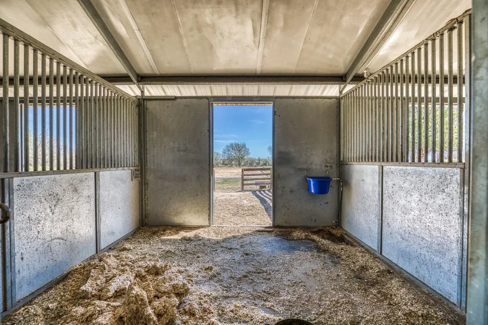 6510 Ganske Road Burton, TX 77835