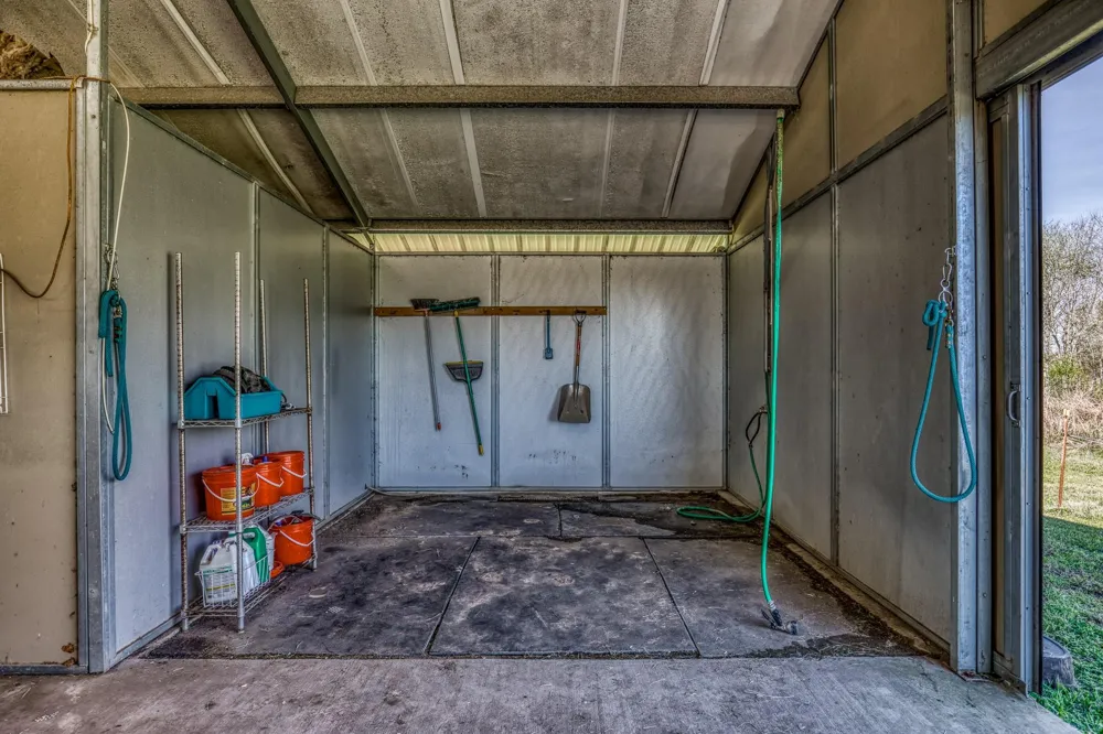 6510 Ganske Road Burton, TX 77835