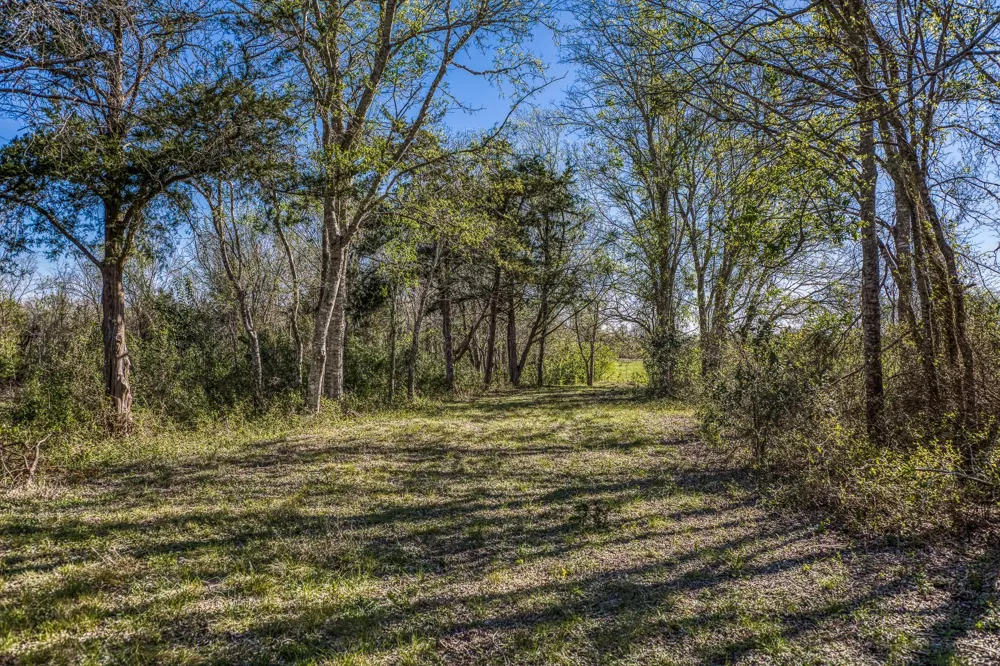 6510 Ganske Road Burton, TX 77835