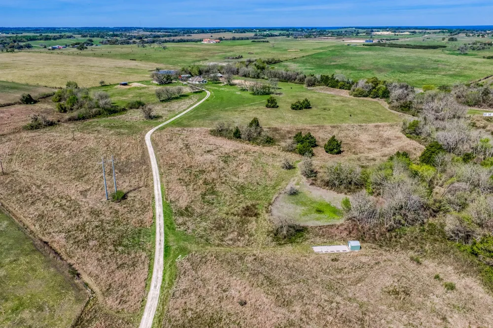 6510 Ganske Road Burton, TX 77835