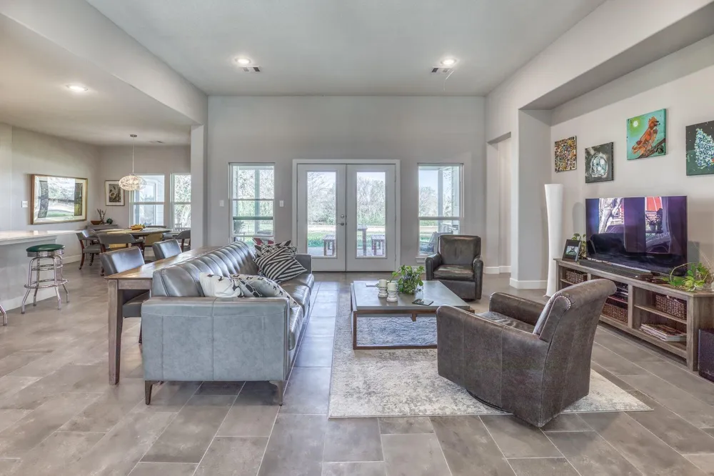 6510 Ganske Road Burton, TX 77835