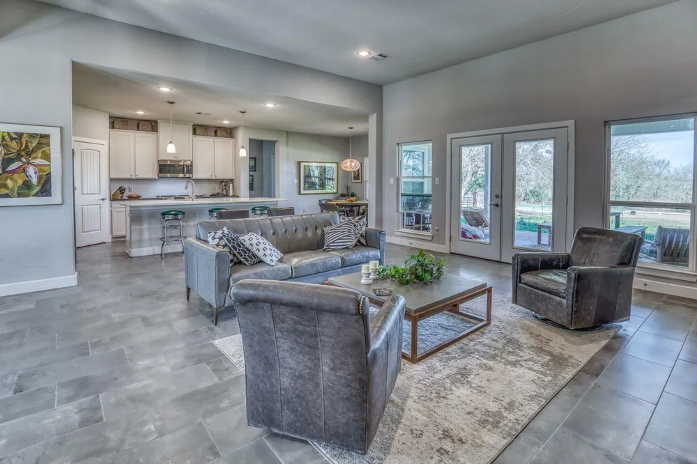 6510 Ganske Road Burton, TX 77835