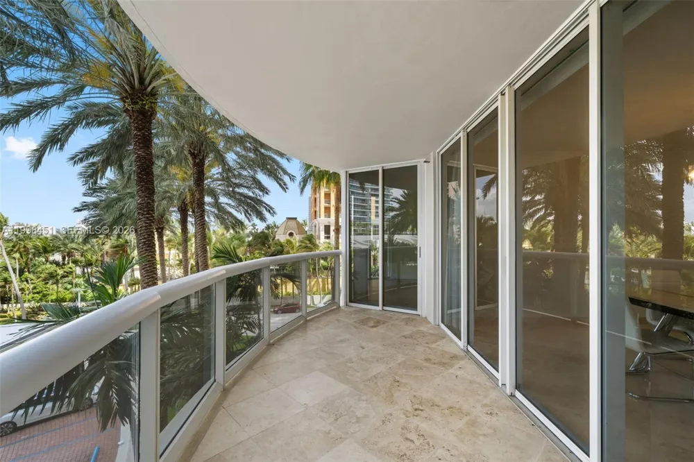 17555 Collins Ave #406 Sunny Isles Beach, FL 33160