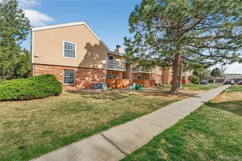 3320 S Ammons Street #101