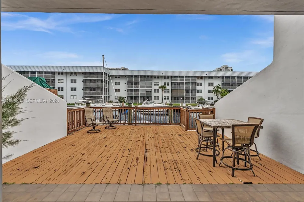 3601 NE 168th St #108 North Miami Beach, FL 33160