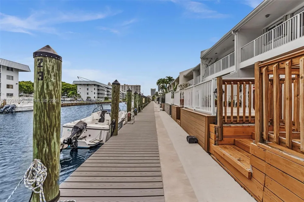 3601 NE 168th St #108 North Miami Beach, FL 33160