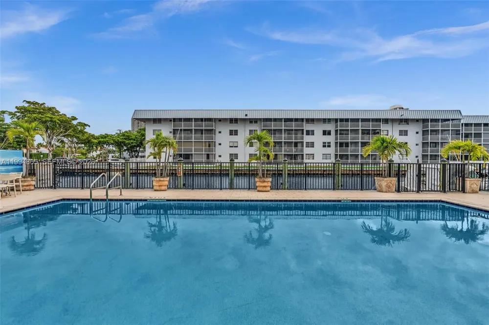 3601 NE 168th St #108 North Miami Beach, FL 33160