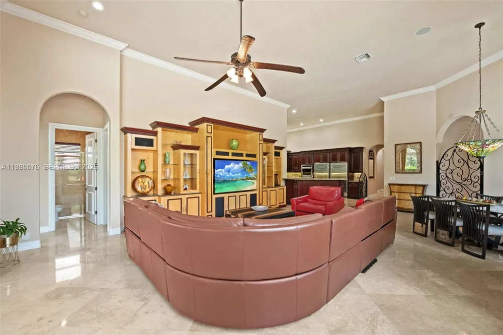 12821 Kapok Ln Davie, FL 33330