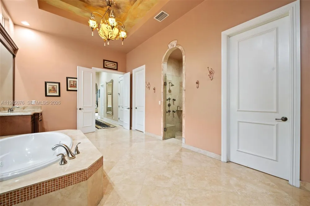 12821 Kapok Ln Davie, FL 33330