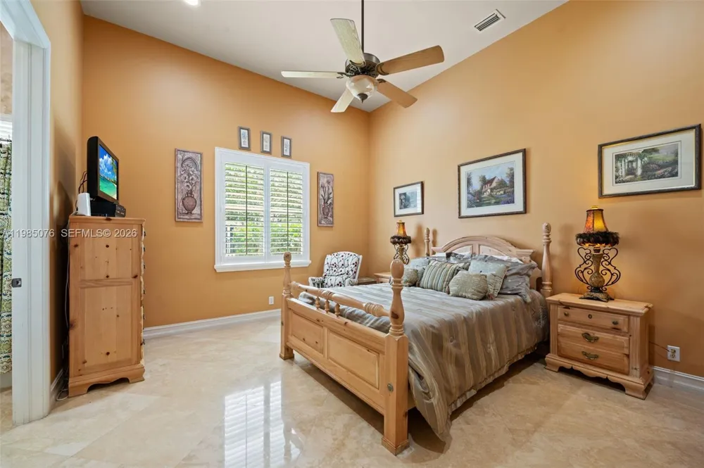 12821 Kapok Ln Davie, FL 33330