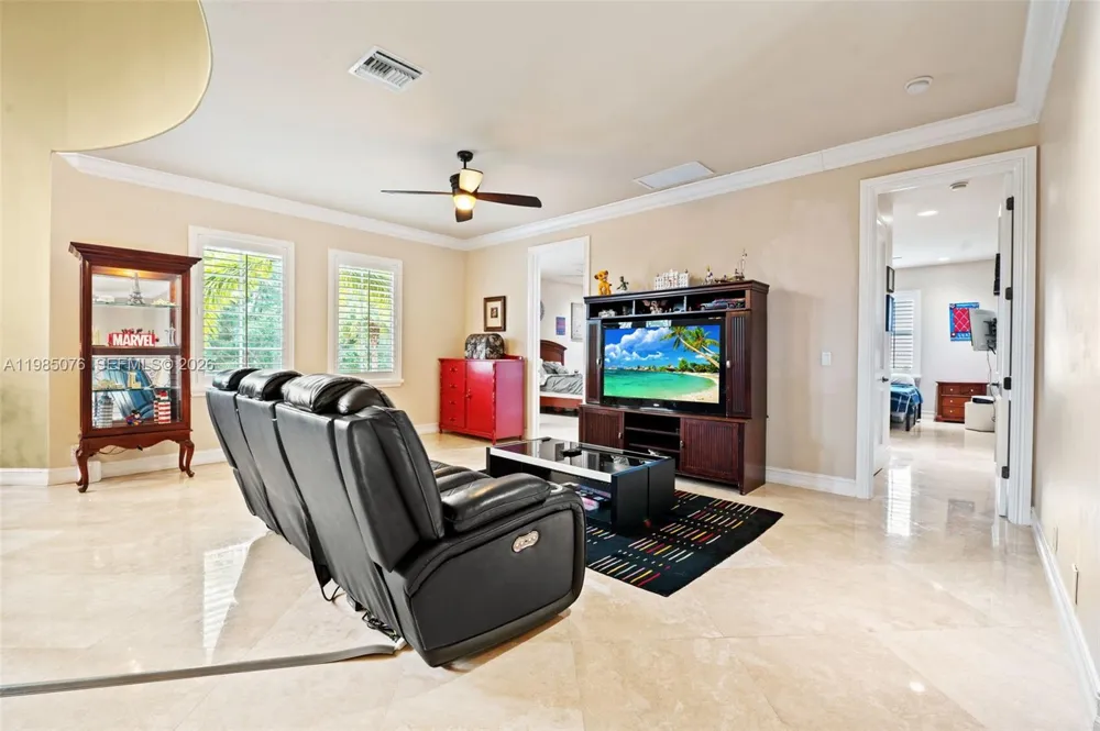 12821 Kapok Ln Davie, FL 33330