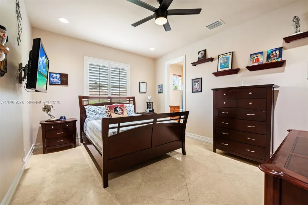 12821 Kapok Ln Davie, FL 33330