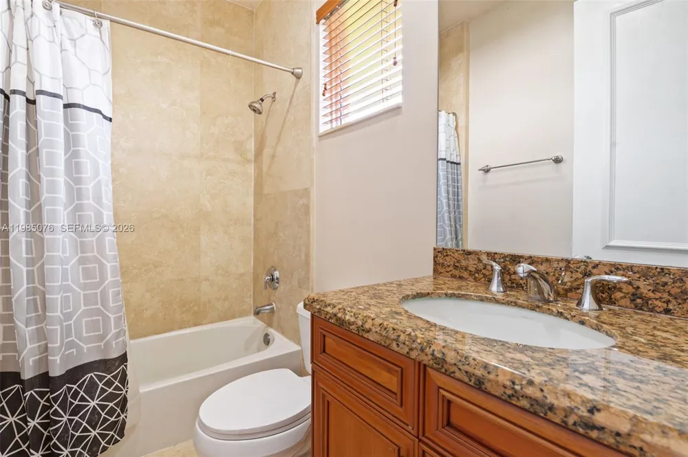 12821 Kapok Ln Davie, FL 33330