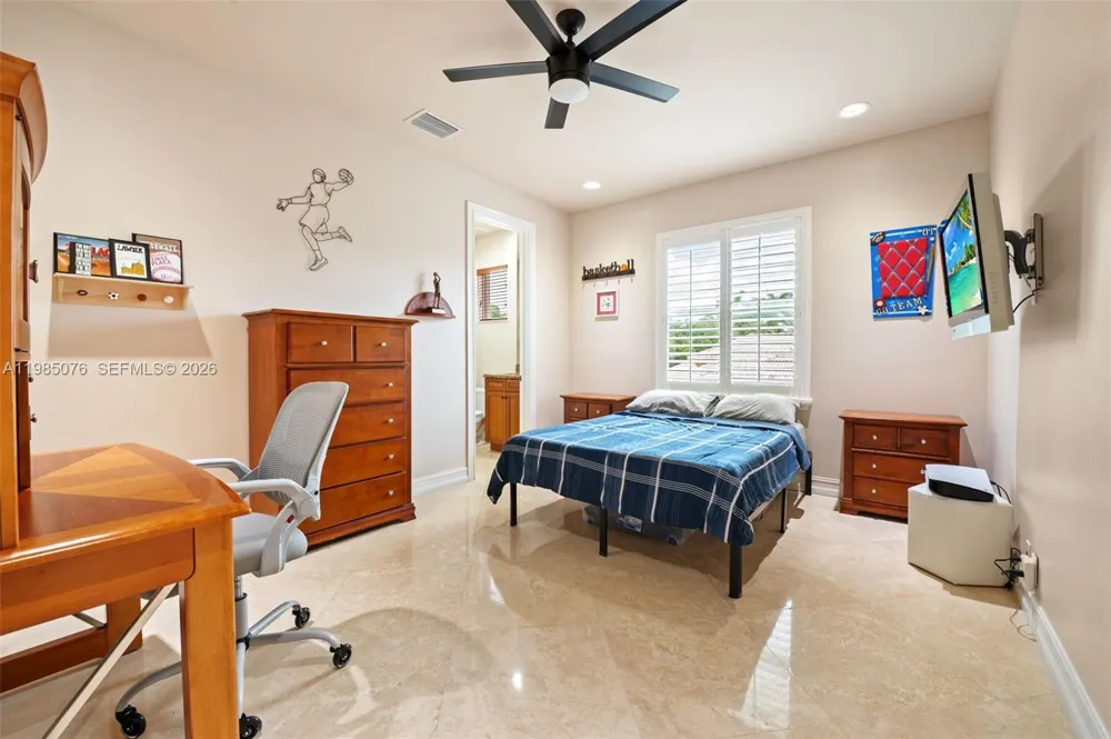 12821 Kapok Ln Davie, FL 33330