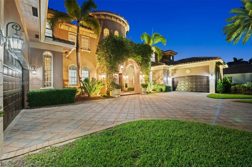 12821 Kapok Ln Davie, FL 33330