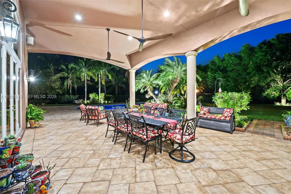 12821 Kapok Ln Davie, FL 33330