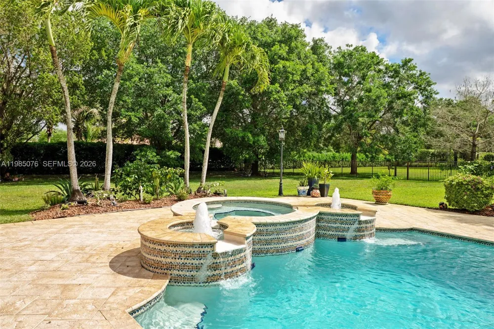 12821 Kapok Ln Davie, FL 33330