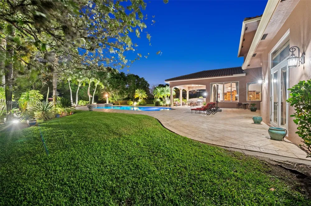 12821 Kapok Ln Davie, FL 33330