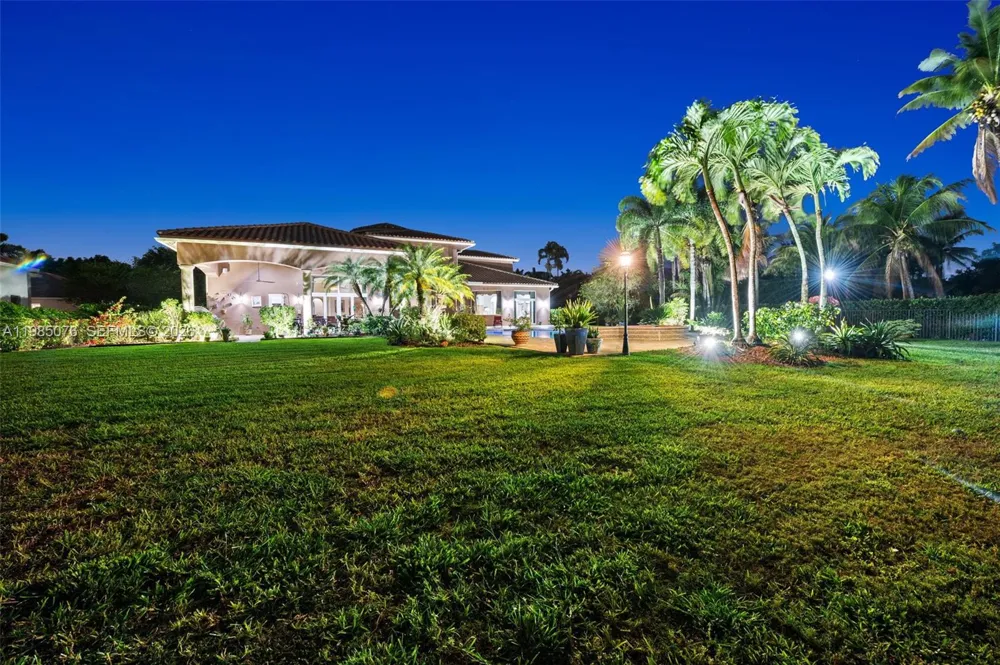 12821 Kapok Ln Davie, FL 33330