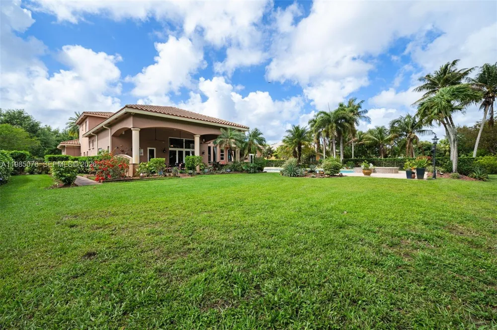 12821 Kapok Ln Davie, FL 33330