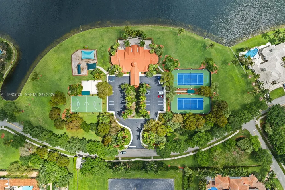 12821 Kapok Ln Davie, FL 33330
