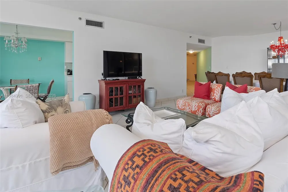 9455 Collins Ave #409 Surfside, FL 33154