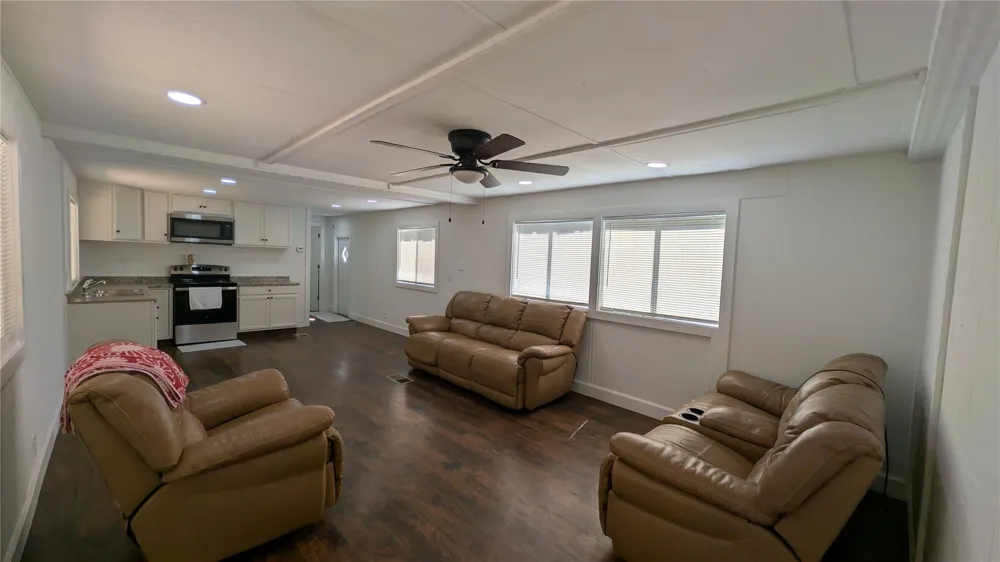 266 Hunters Glen Livingston, TX 77351
