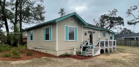 1005 Lakewood road
