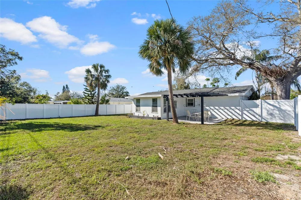 2003 6TH PLACE SW Largo, FL 33770
