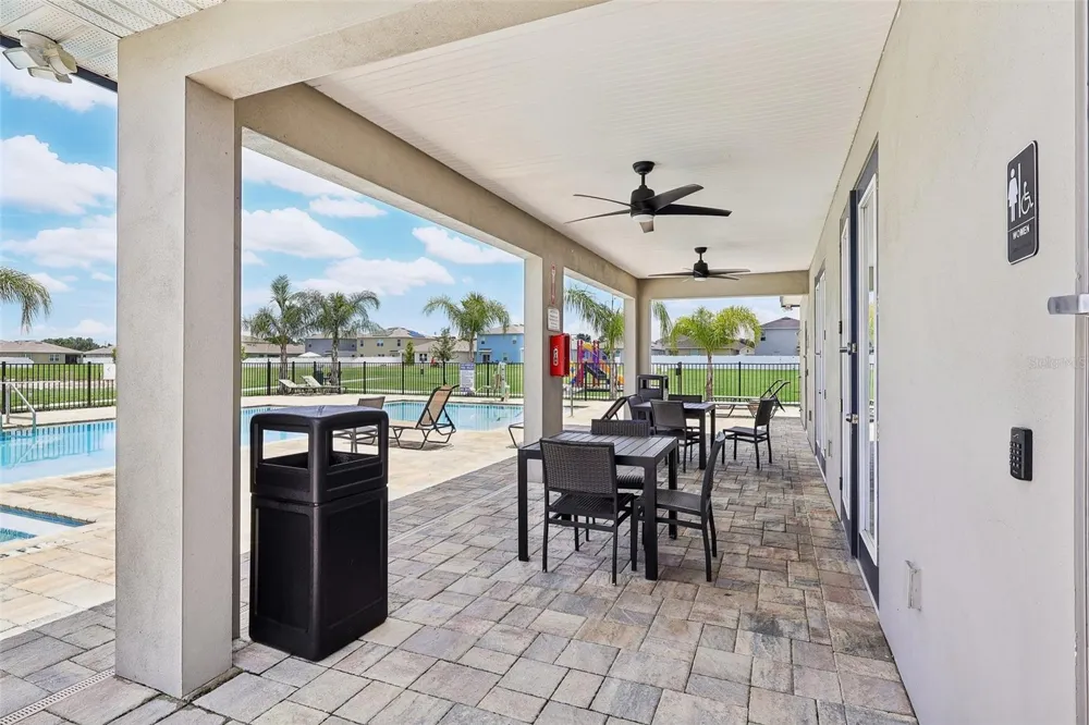 2073 GOLDEN BEAK DRIVE Eagle Lake, FL 33839