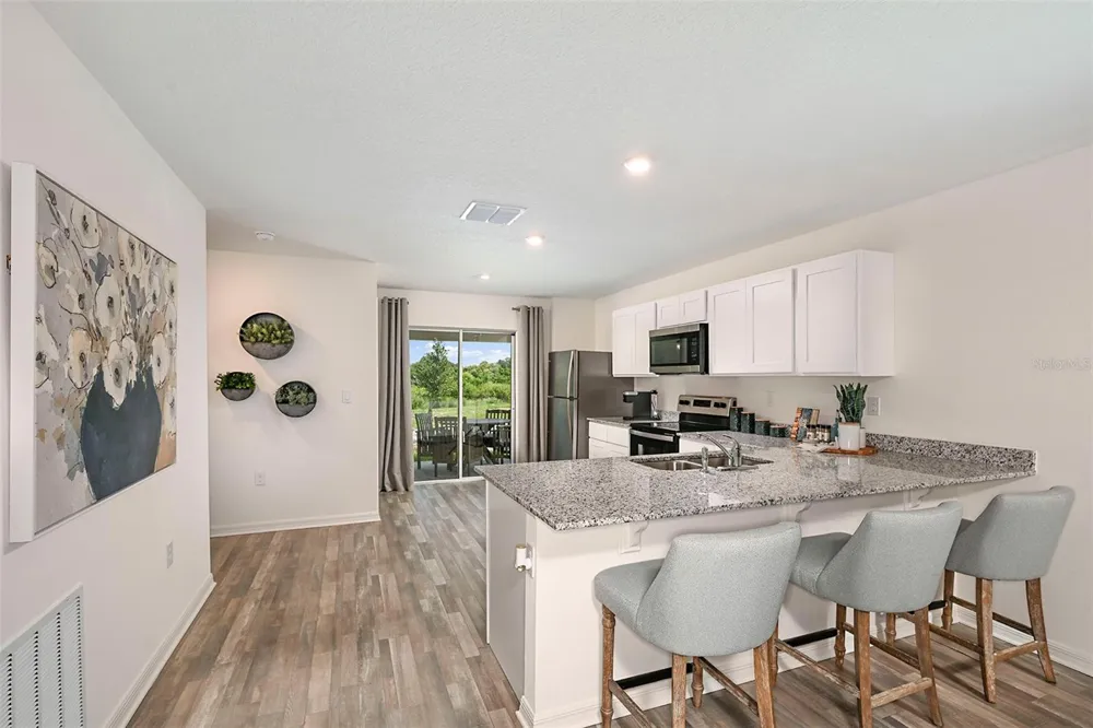 2080 GOLDEN BEAK DRIVE Eagle Lake, FL 33839