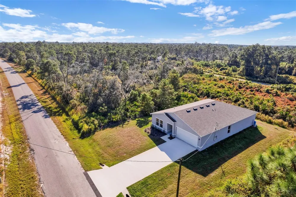 810 DARLINGTON AVENUE SW Palm Bay, FL 32908
