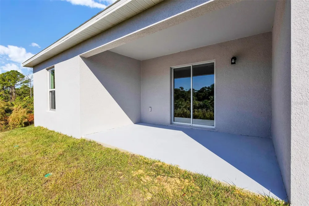 810 DARLINGTON AVENUE SW Palm Bay, FL 32908