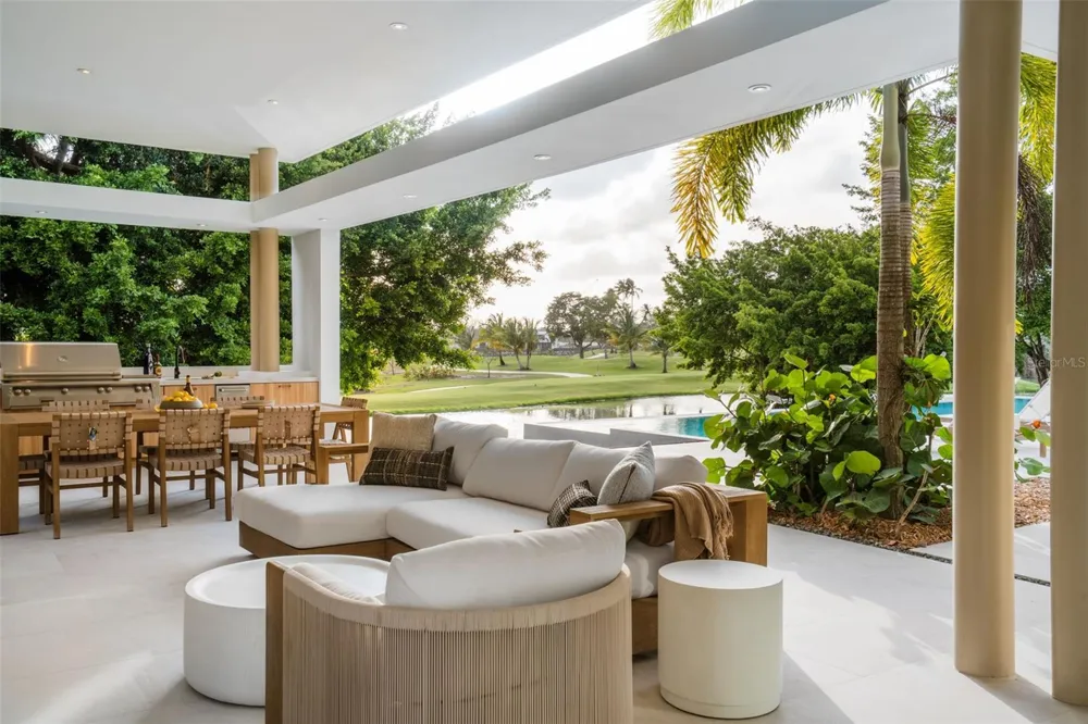 11 GOLF VIEW DRIVE Dorado, PR 00646