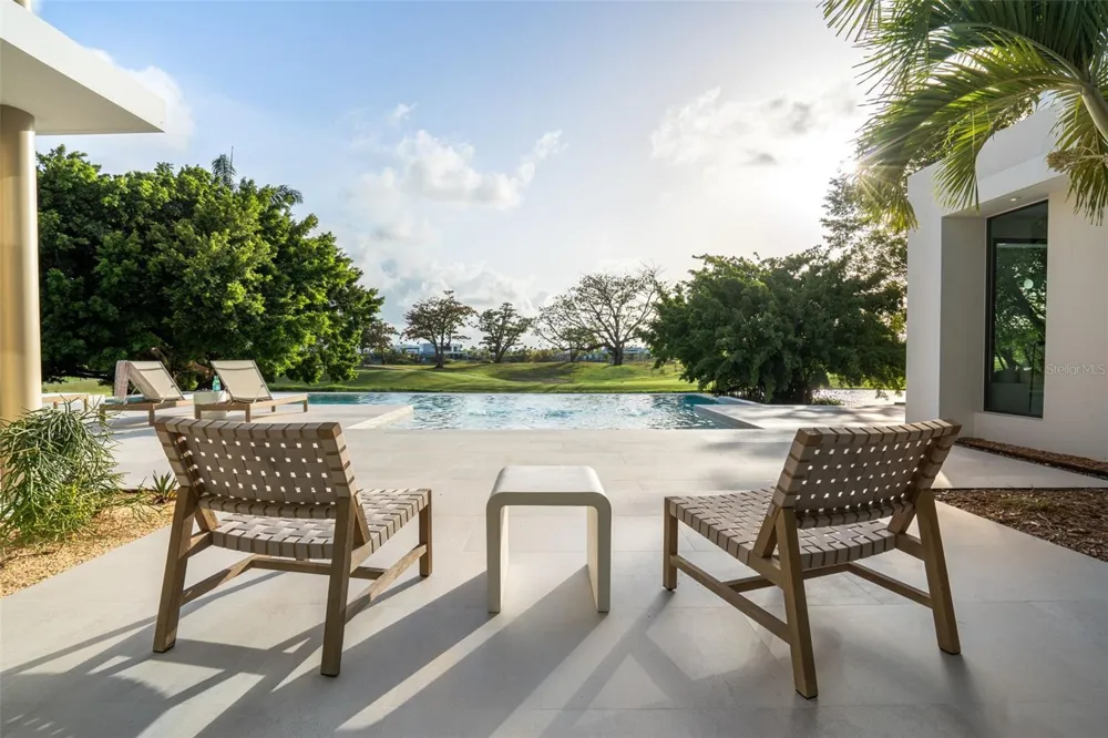 11 GOLF VIEW DRIVE Dorado, PR 00646