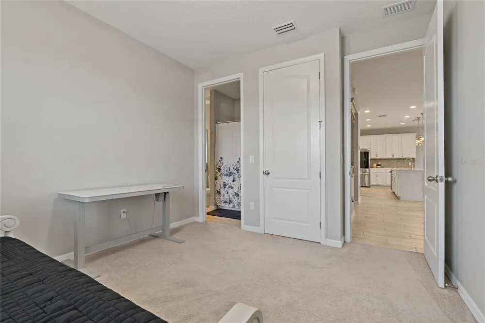 4604 TOBERMORY WAY Bradenton, FL 34211
