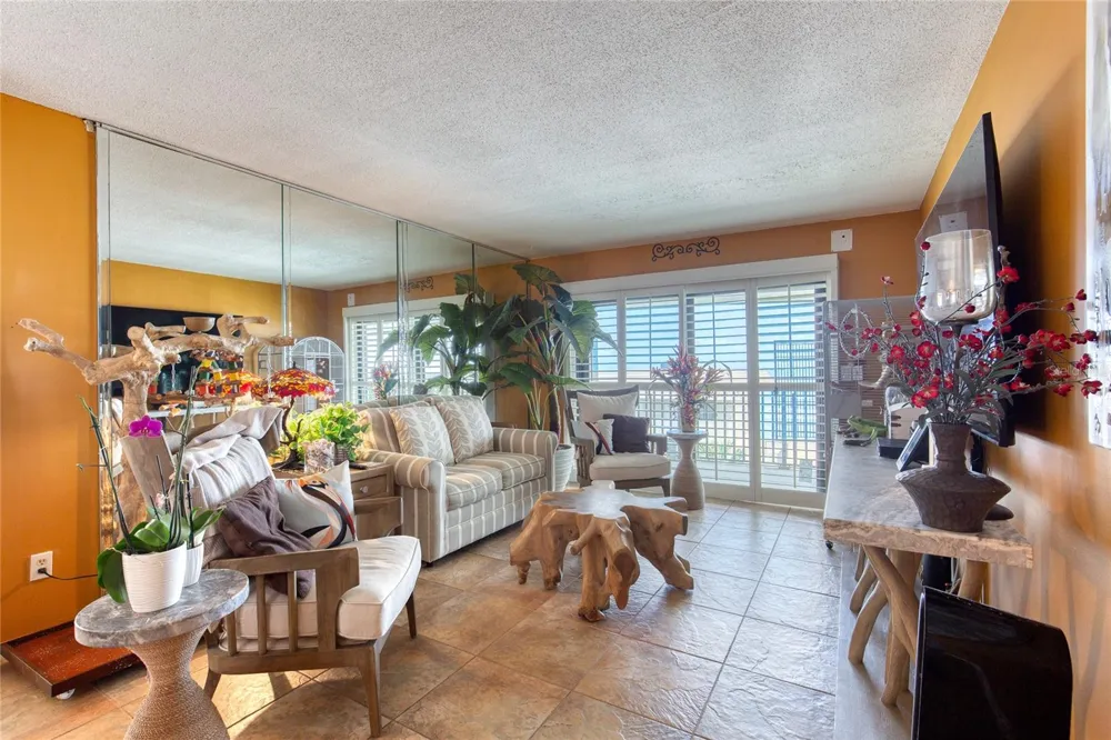 935 OCEAN SHORE BOULEVARD #4040 Ormond Beach, FL 32176