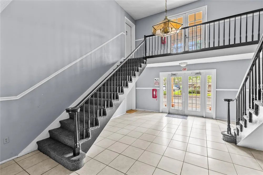 416 BANYON TREE CIRCLE #206 Maitland, FL 32751