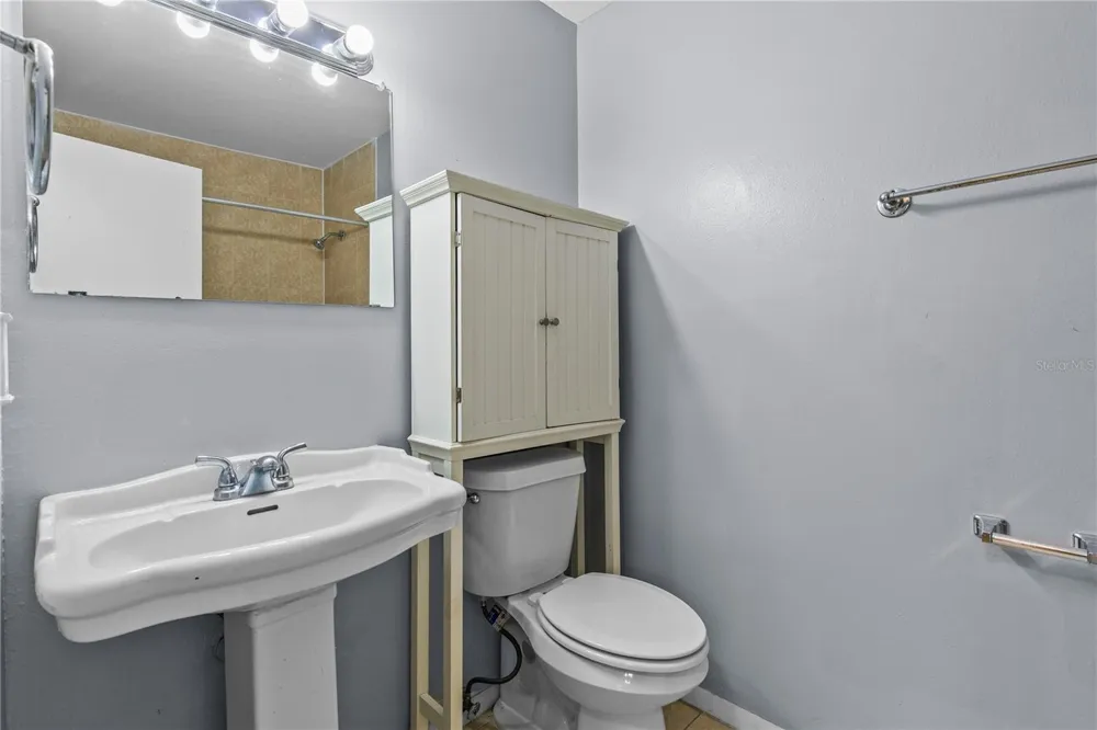 416 BANYON TREE CIRCLE #206 Maitland, FL 32751