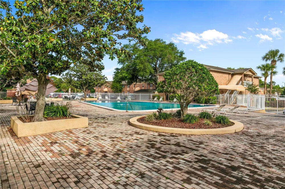 416 BANYON TREE CIRCLE #206 Maitland, FL 32751