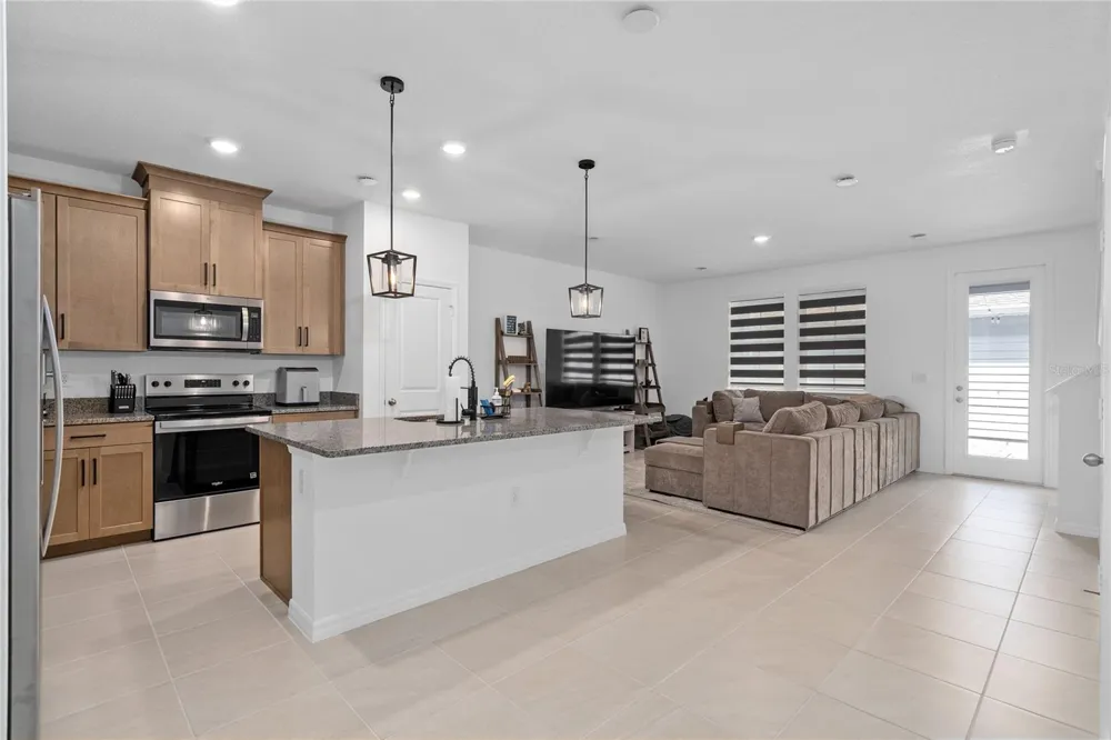 655 CLARK STREET Oviedo, FL 32765