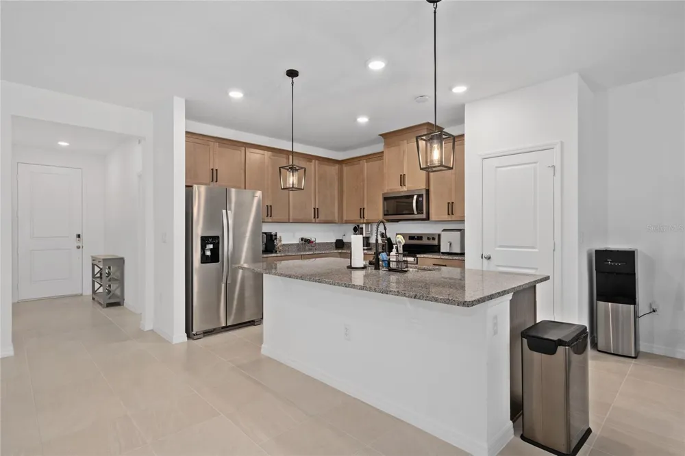 655 CLARK STREET Oviedo, FL 32765