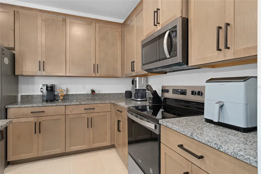 655 CLARK STREET Oviedo, FL 32765