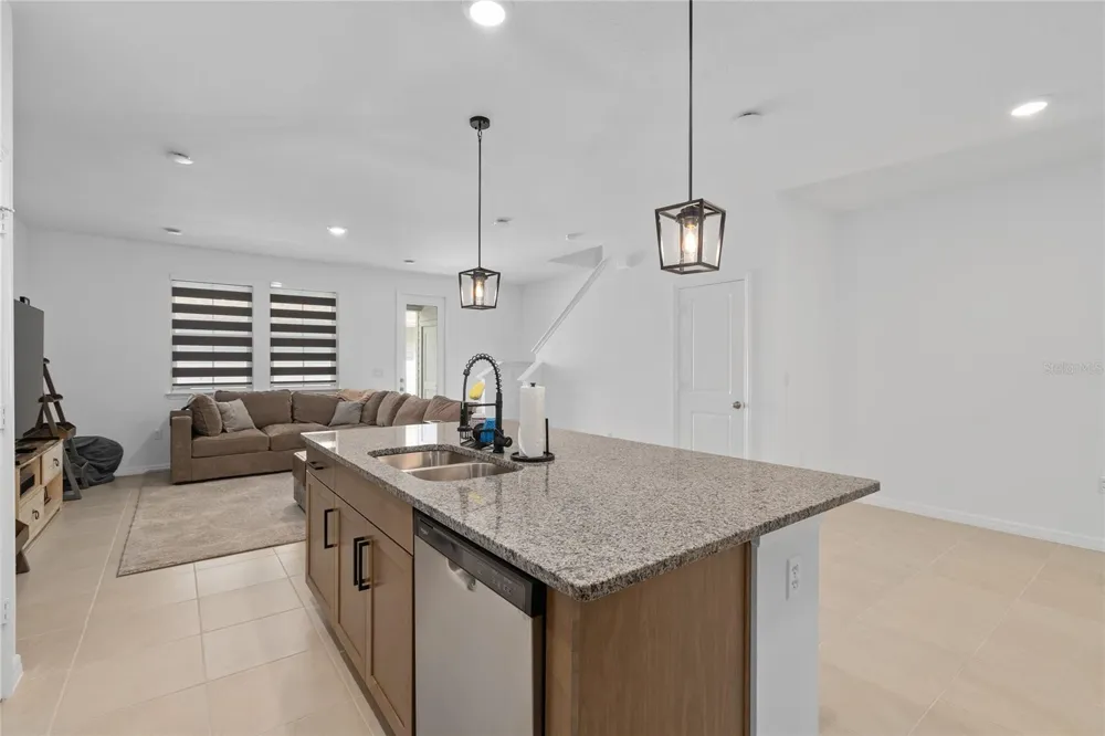 655 CLARK STREET Oviedo, FL 32765